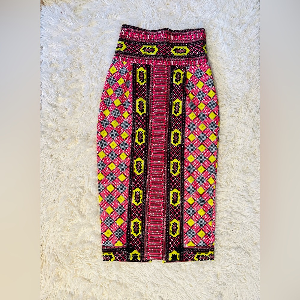 Fitted multicolored skirt